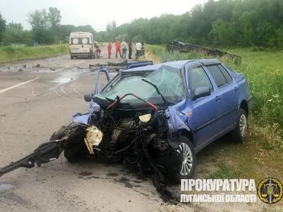 На Луганщині у ДТП за участю поліцейського постраждало 9 осіб