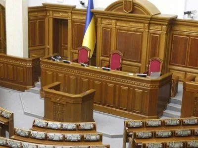 Медведчук, Суркис и 60 "слуг" попали в рейтинг "молчаливых депутатов" КИУ