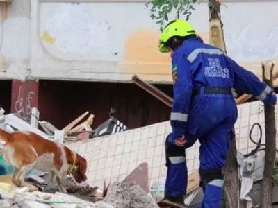 Взрыв дома в Киеве: под завалами могут находиться еще два человека