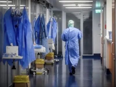 У МОЗ назвали кількість засобів індивідуального захисту для медпрацівників лікарень першої хвилі