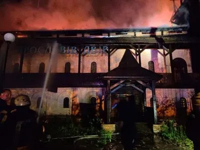 В Киеве горел закрытый ресторан