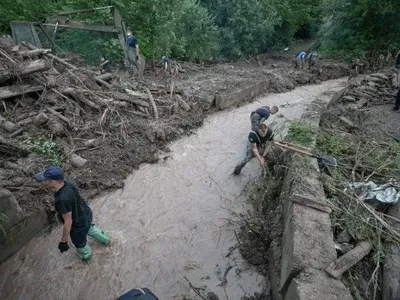 Паводки в Україні: загинуло троє людей, ще троє вважаються зниклими безвісти