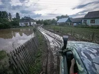 Из-за паводков затопило около 5 тыс. колодцев, гигантская проблема с питьевой водой – Аваков