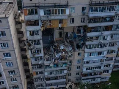 Пошкоджений вибухом будинок на Позняках у Києві повністю демонтують - Кличко