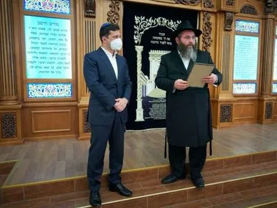 Зеленський у Херсоні відвідав місцеву синагогу
