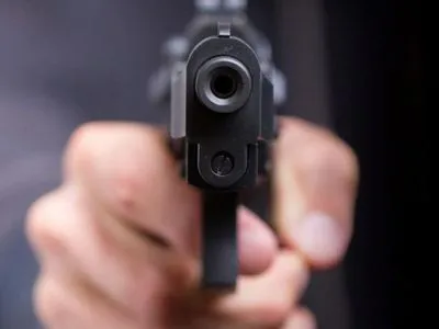 На Вінничині місцевий випадково застрелив молодика