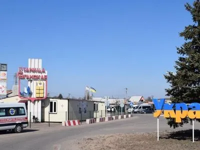Из-за блокирования боевиками пропуск на Донбассе осуществляется только через один КПВВ