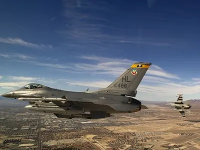 В США упал истребитель F-16, есть погибший