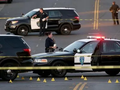 Во время стрельбы в Калифорнии пострадали по меньшей мере четыре человека