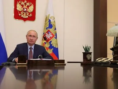 Путін підписав указ про внесення правок до конституції РФ, вони наберуть чинності завтра та "обнулять" його президентські терміни