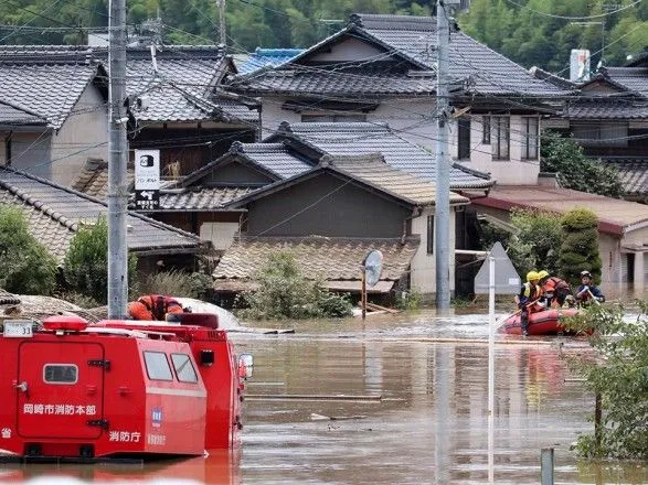 Число жертв ливневых дождей в Японии достигло 40 человек