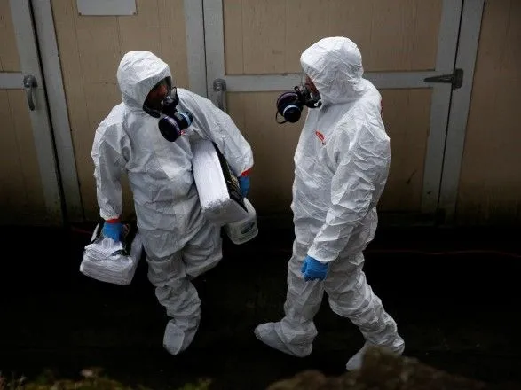 Пандемия: группа ученых предложила ВОЗ признать, что коронавирус передается по воздуху