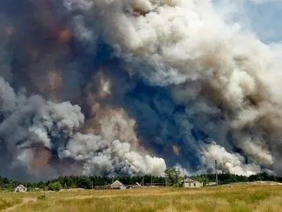 Лесные пожары в Луганской области: из Краматорска вылетело 2 пожарных самолета