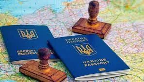 Україна втратила позиції у рейтингу паспортів на тлі пандемії