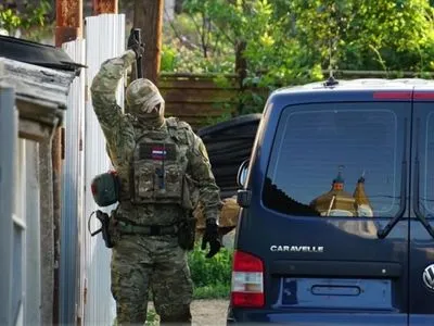У Зеленского отреагировали на обыски и задержания в оккупированном Крыму