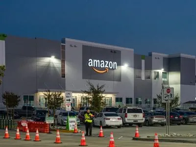 Минфин США оштрафовал Amazon за поставки в оккупированный РФ Крым