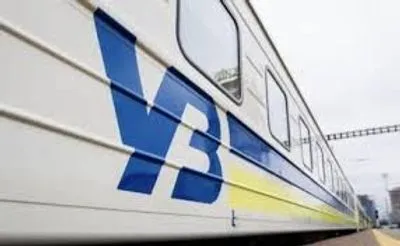 На Харківщині пасажири без масок затримали потяг майже на годину