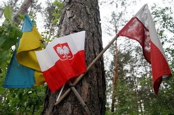 Посольство: Волынская трагедия является общей болью для Украины и Польши