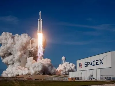 SpaceX перенесла старт ракети-носія Falcon 9 з супутниками