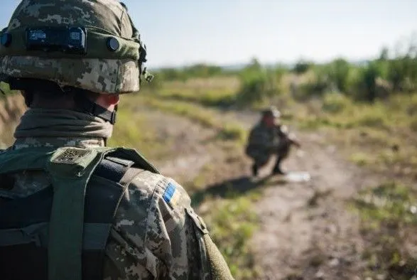 В результате обстрелов боевиков ранены пять украинских военных