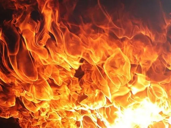 В Харькове сгорел автомобиль