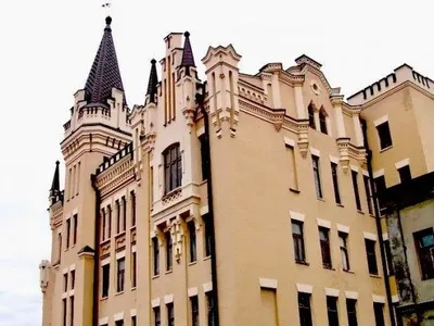 Полиция задержала вандалов, которые повредили "Замок Ричарда" в Киеве – Кличко