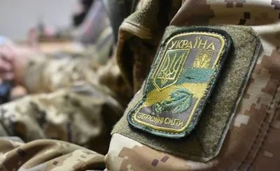 В українській армії залишається радянське ставлення до військових - Сенченко