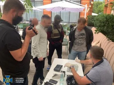 В Киеве задержали фигуранта по делу о "пленках Ермака" на получении 100 тыс. долларов взятки
