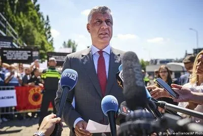 Президент Косово предстал перед спецтрибуналом в Гааге