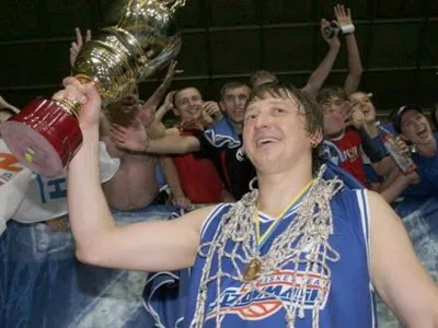 Пішов з життя трикратний чемпіон України з баскетболу