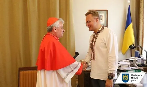 Во Львов приехал представитель Ватикана