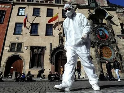 В Чехии новый пик активных случаев коронавируса на фоне локальных вспышек