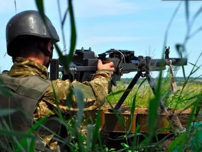 ООС: с начала суток боевики 4 раза обстреляли украинские позиции