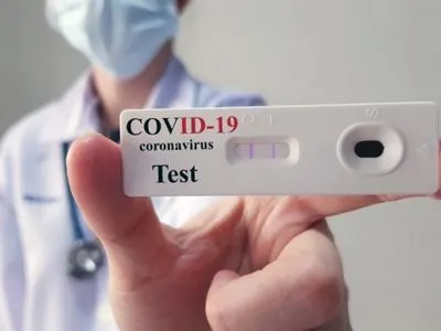 Кожен четвертий житель столиці Індії, імовірно, має імунітет до COVID-19