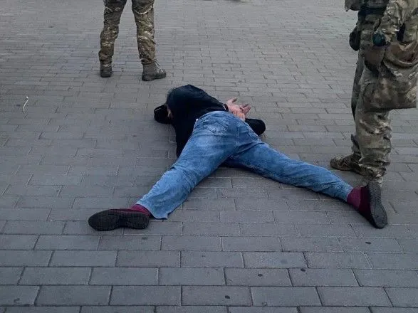 Правоохранители показали оружие "луцкого террориста"