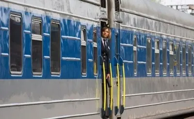 В Украине открывают продажу билетов еще на пять поездов дальнего следования