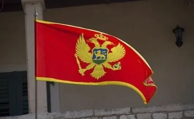 Украинским туристам запретили въезжать в Черногорию на автомобилях