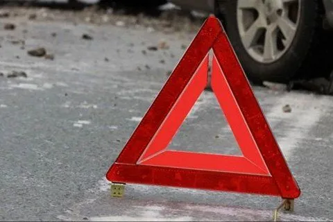 В Тернопольской области в ДТП погиб водитель легковушки, двое пассажиров автомобиля травмированы