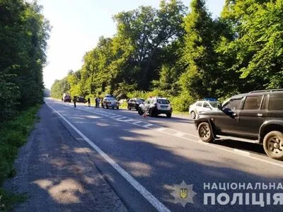 Четыре человека погибли в ДТП с грузовиком в Винницкой области