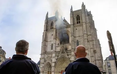 Пожар в кафедральном соборе Нанта: подозреваемый признался в поджоге
