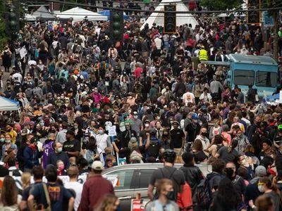 Протести у США: у Сіетлі поліція назвала акцію "заколотом", арештовано вже понад 20 осіб