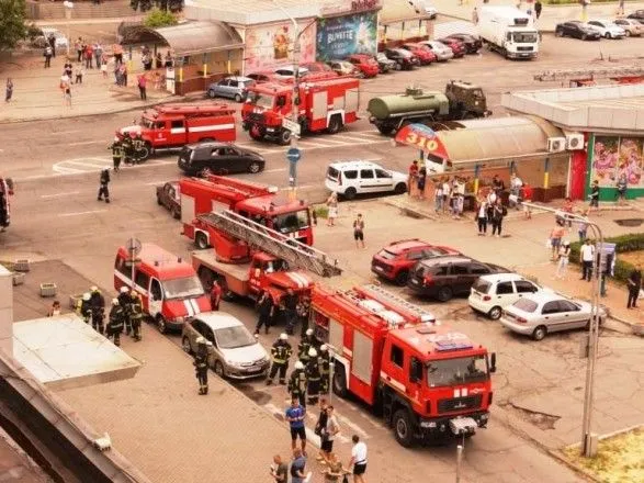 В Запорожье из-за возгорания эвакуировали отель: предполагают неосторожность при курении