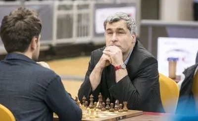 Украинский шахматист одержал вторую подряд победу на турнире "Legends of Chess"