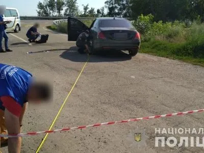 На трассе "Киев - Харьков" расстреляли иномарку, есть погибший