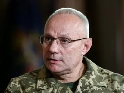 Обстріли українських позицій в ООС Хомчак списує на “емоції”