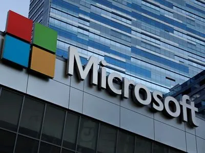 Microsoft разрешила своим сотрудникам работать удаленно до следующего года