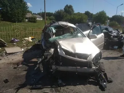 В Киевской области столкнулись две иномарки, травмированы пять человек