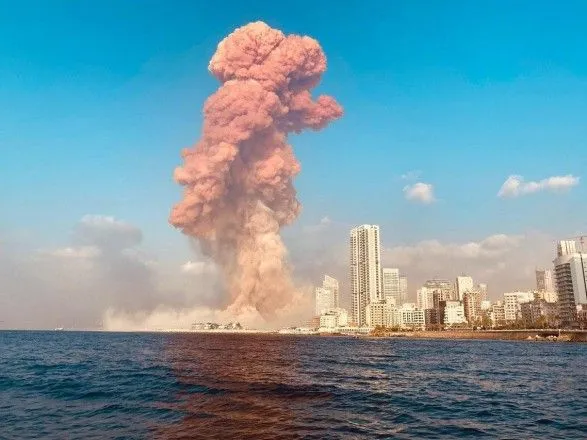 Від вибуху у Бейруті постраждав корабель ООН – посол України у Лівані