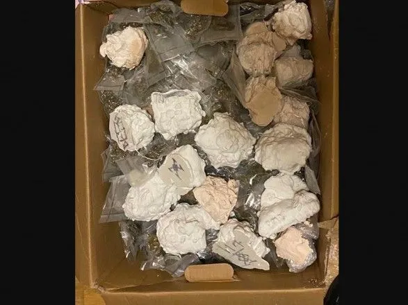 "Закладки" через Telegram: в столице задержали наркодилера