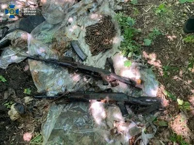 На Луганщині викрили схрони бойовика, причетного до підриву мосту